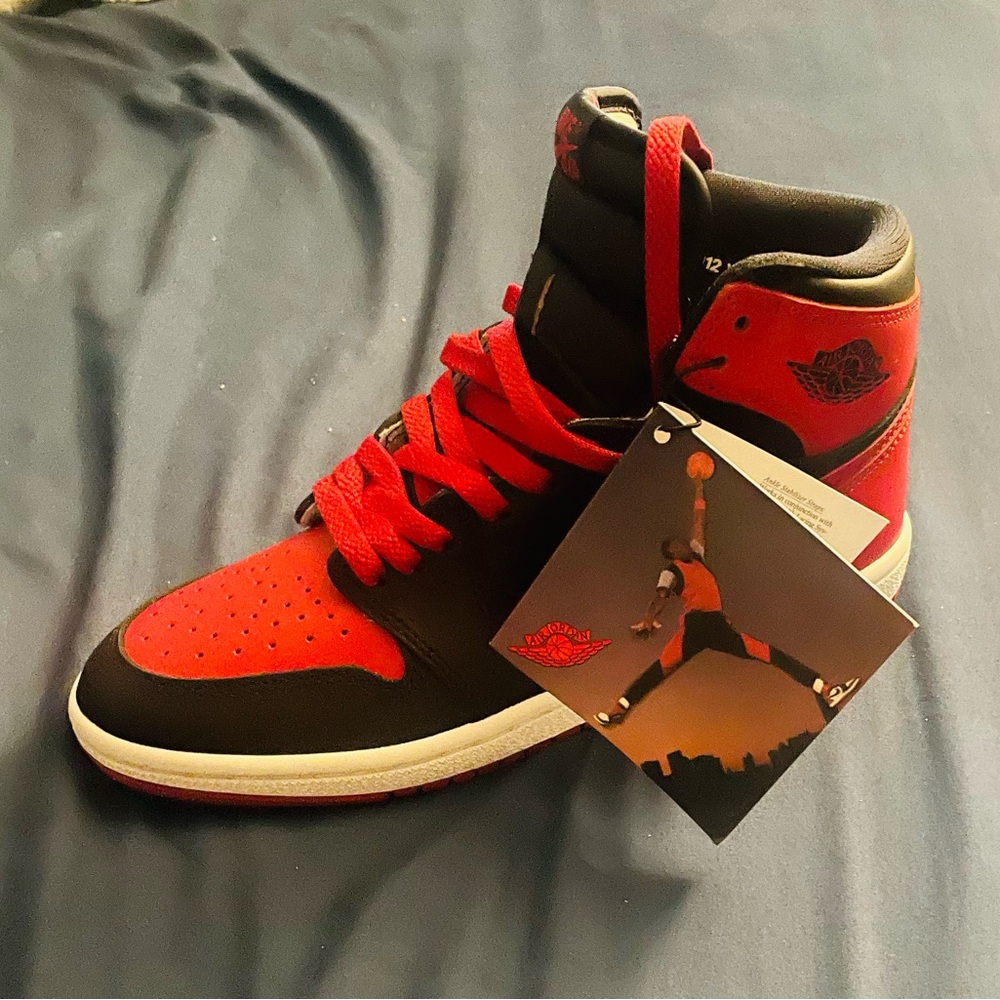 Jordan banned 1’s Men's size 8 very limited